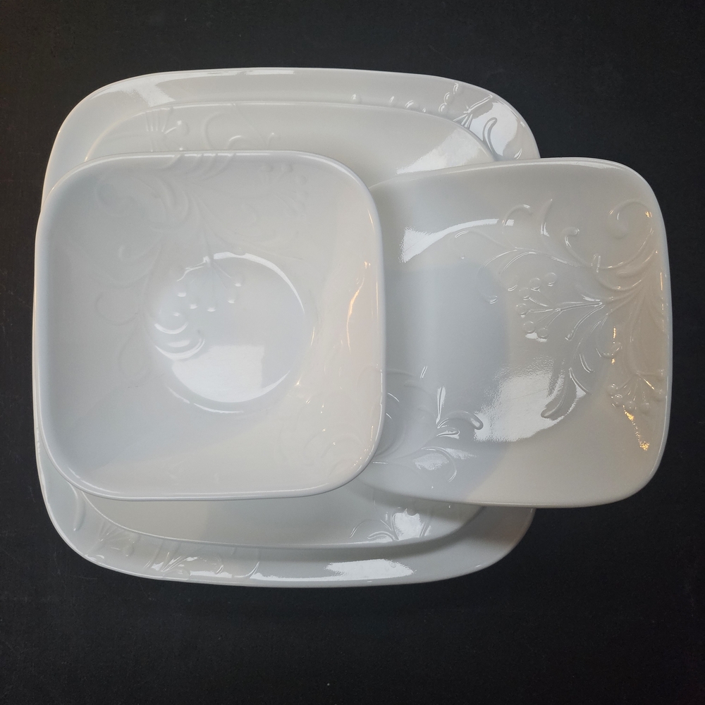 Elegant White Dinnerware Set (1 Full Place Setting)